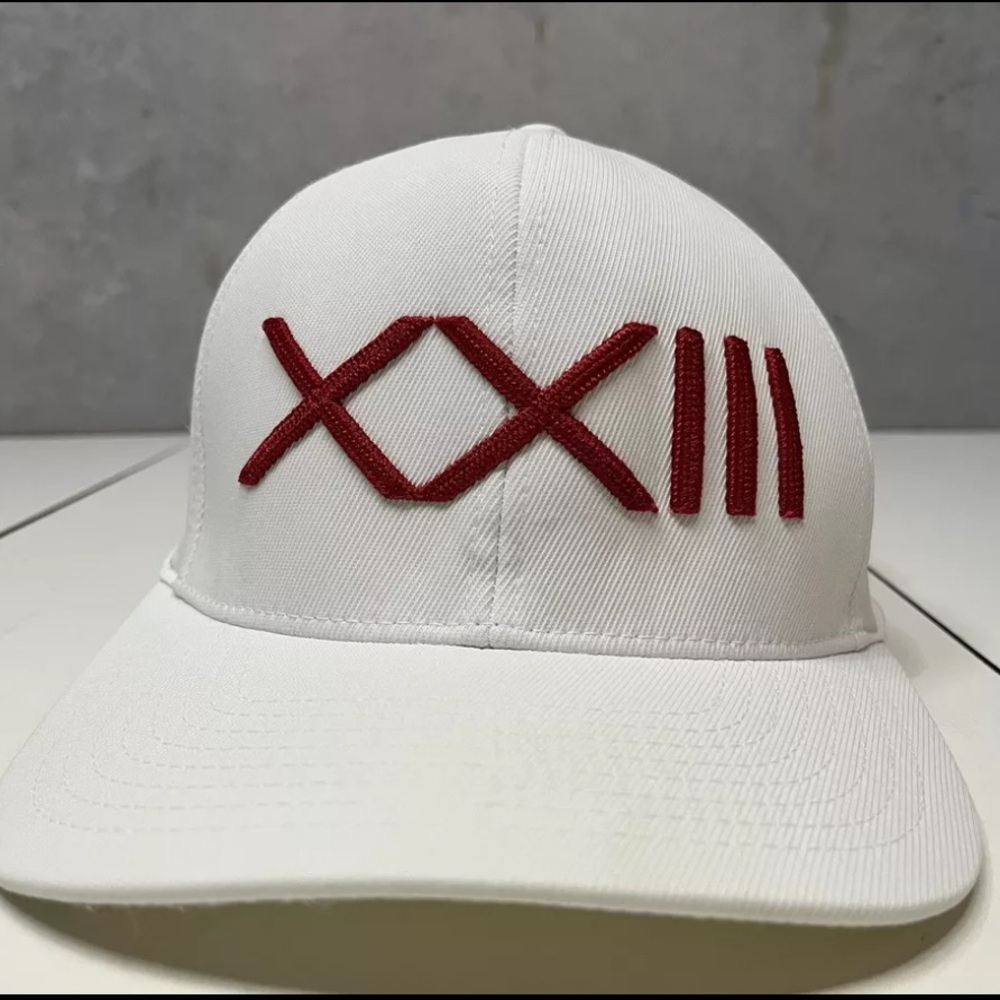 Grove XXlll G/Fore White Golf Hat Authentic Snapback